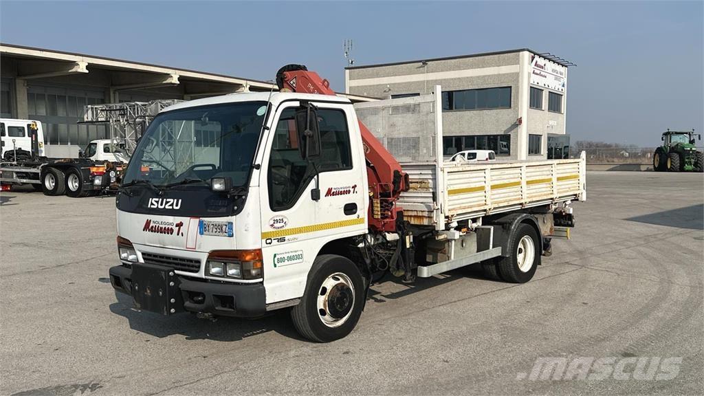 Isuzu NQR75 4X2 شاحنات أخرى