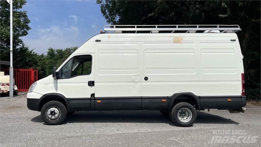 Iveco Daily 70C17 4X2 شاحنات أخرى