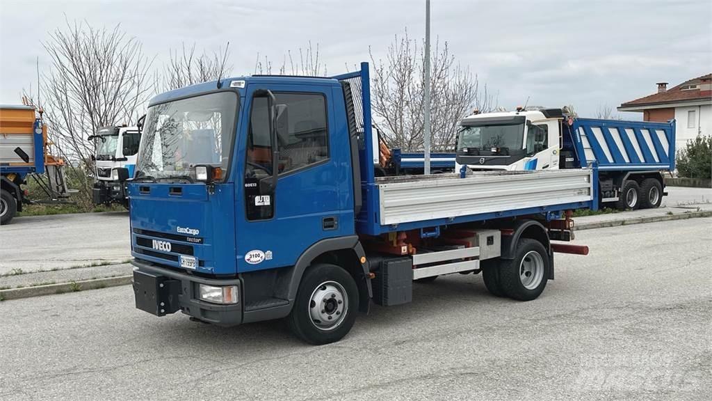 Iveco Eurocargo Tector شاحنات أخرى