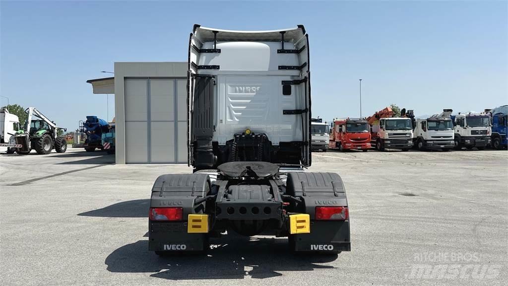 Iveco S-WAY 490 4x2 شاحنات أخرى