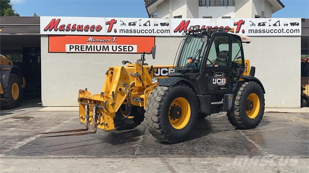JCB AGROPLUS 560-80 مناولات متداخلة