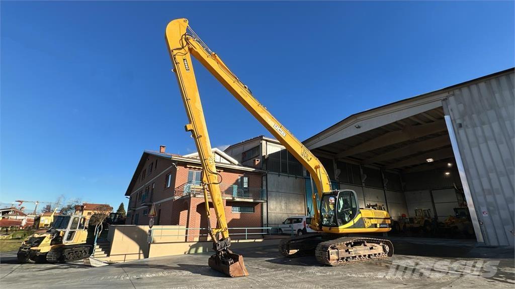 JCB JS260NC SLF حفارات زحافة