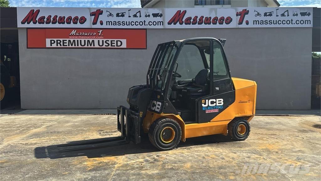 JCB TLT 30-19E 4x2 مناولات متداخلة