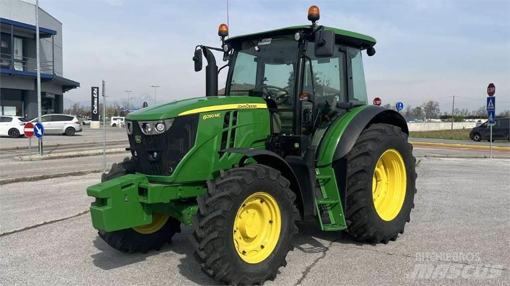 John Deere 6090MC 4X4 حراثات ونصول الجليد