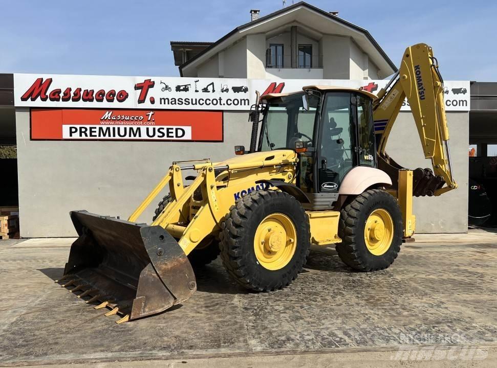 Komatsu WB93S-5E0 لوادر ذات جرافات عكسية