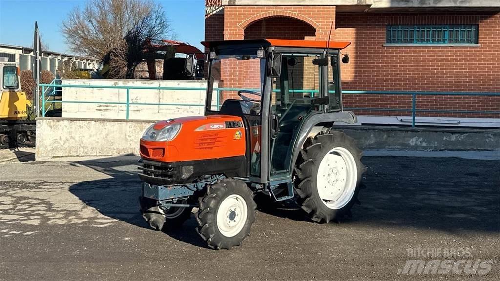 Kubota KT24 4X4 حراثات ونصول الجليد