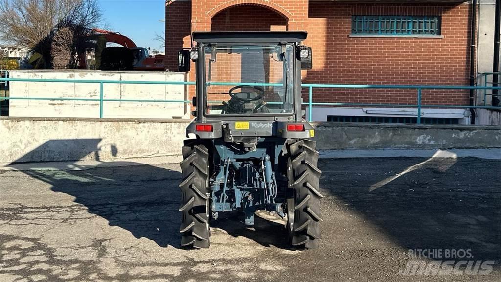 Kubota KT24 4X4 حراثات ونصول الجليد
