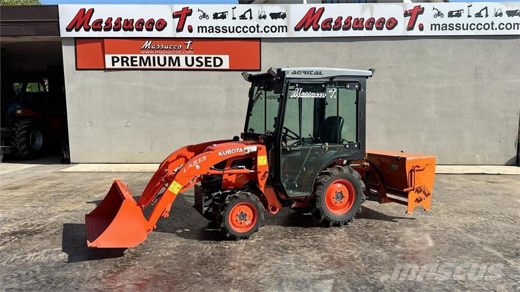 Kubota LA213FL 4x4 حراثات ونصول الجليد