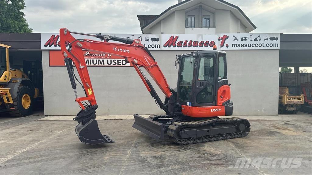 Kubota U55-4 حفارات صغيرة أقل من 7 طن (حفارات صغيرة)