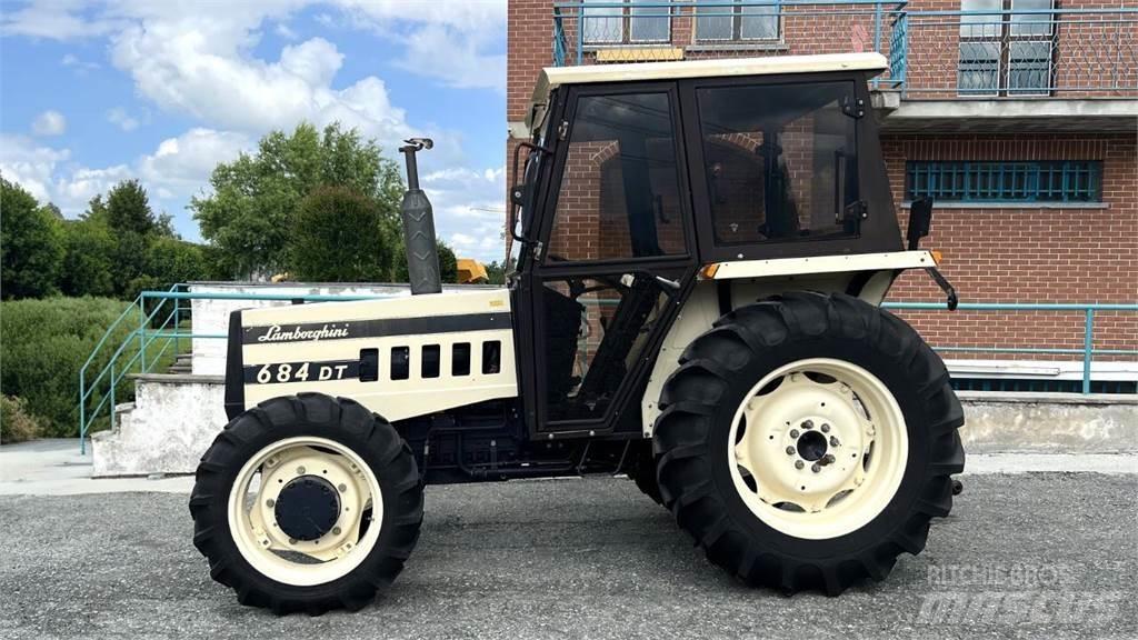 Lamborghini 684 DT حراثات ونصول الجليد