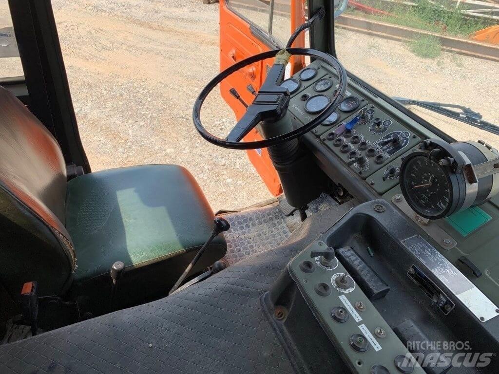 Landini LEGEND 135 حراثات ونصول الجليد