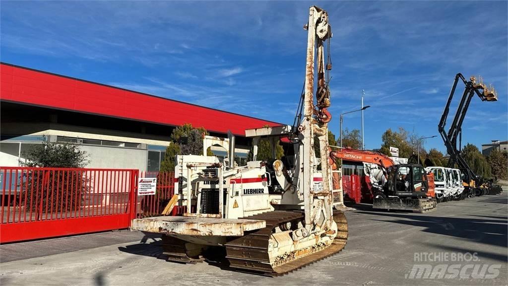 Liebherr RL 22 B معدات خطوط الأنابيب