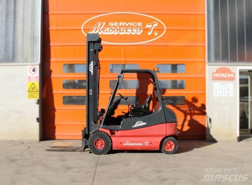 Linde E25-01 شاحنات ذات رافعات شوكية تعمل بالكهرباء