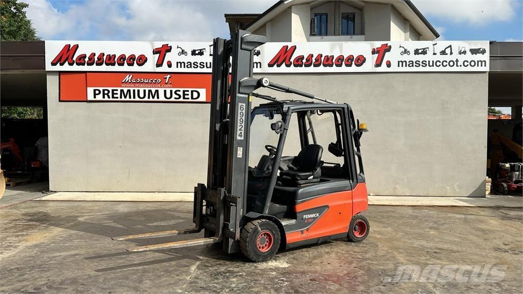 Linde E30L-01 شاحنات ذات رافعات شوكية تعمل بالكهرباء