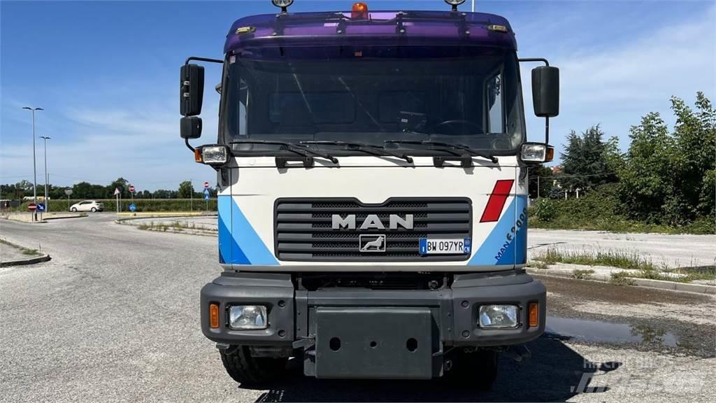 MAN 41.364 VF 8x4 شاحنات أخرى