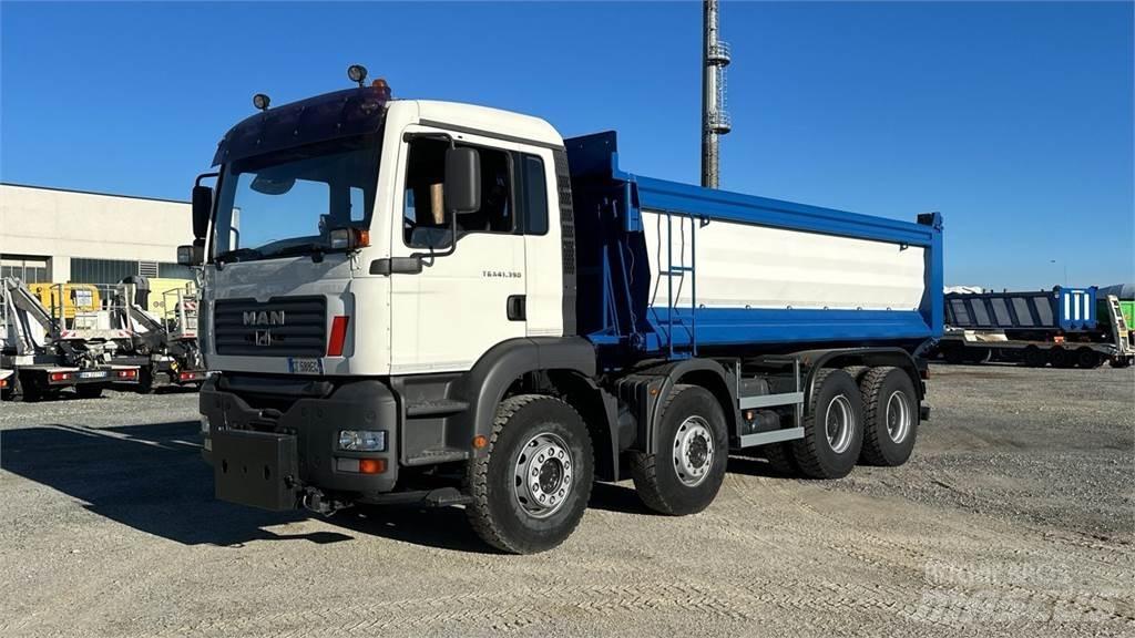 MAN 41.390 F 8X4 شاحنات أخرى