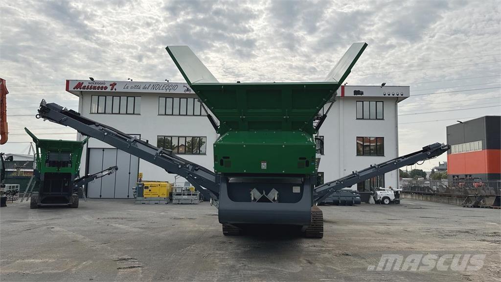 McCloskey R230 معدة فرز -> معدة فرز المخلفات