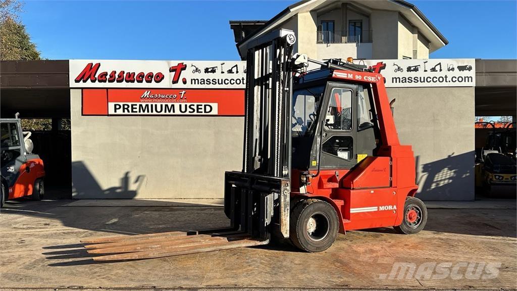 Mora M90 CSE شاحنات الديزل