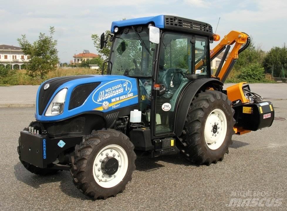 New Holland T4.100LP حراثات ونصول الجليد