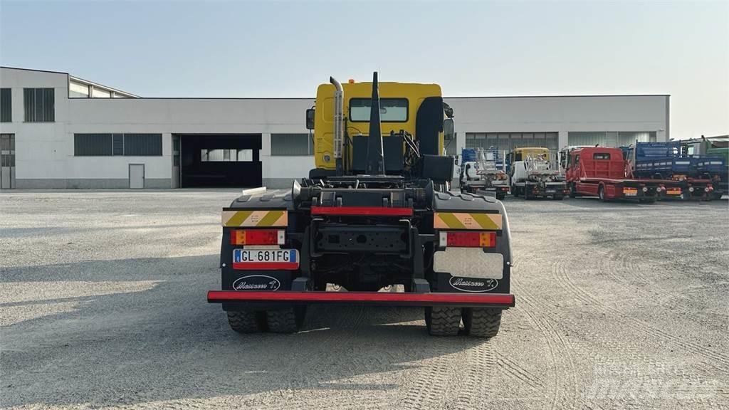 Renault 370 Dci 6X4 شاحنات أخرى