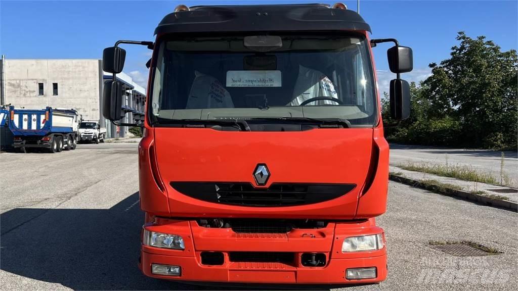 Renault Trucks 120 شاحنات أخرى