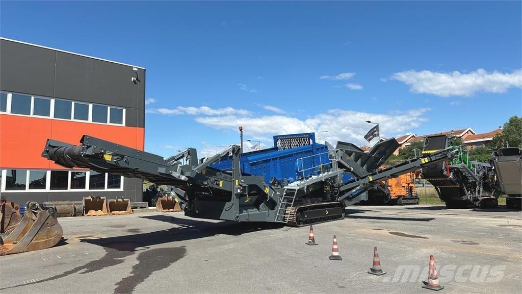 Rubble Master HS11000M معدة فرز -> معدة فرز المخلفات