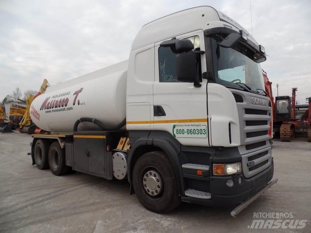 Scania R420 شاحنات ذات صهاريج