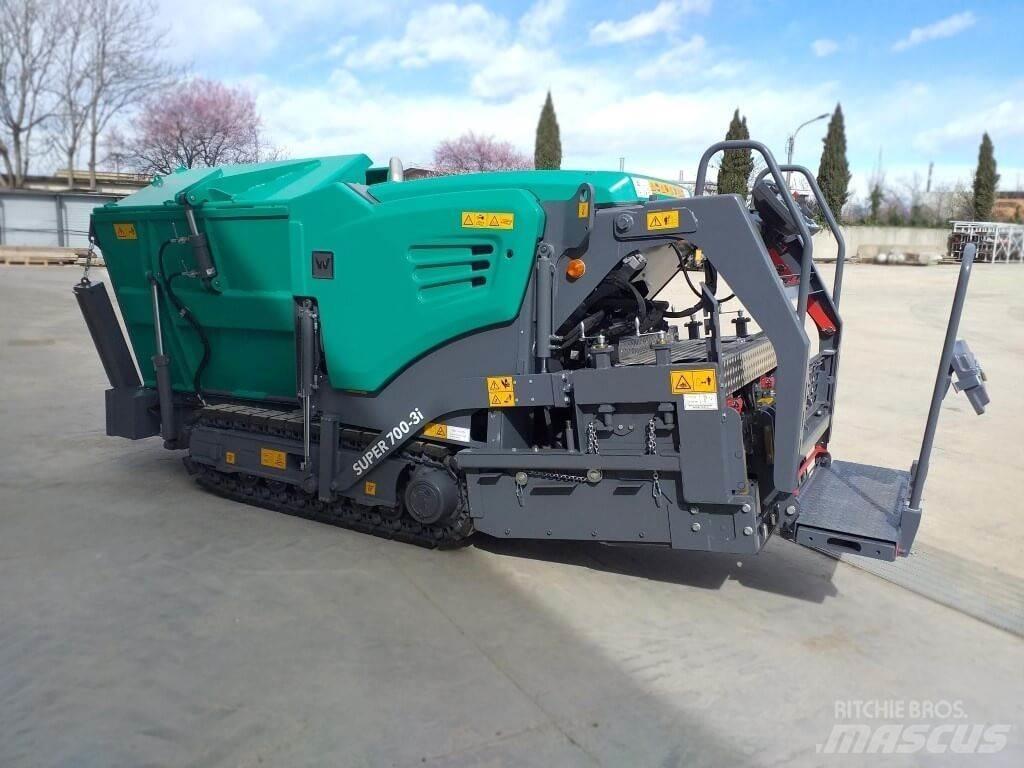 Vögele Super 700-3i معدات السفلتة