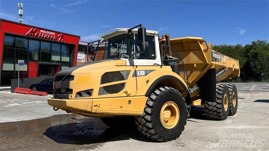 Volvo A30F 6x6 عربات نقل قلابة للمواقع