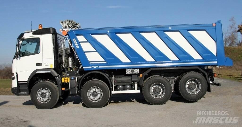 Volvo FMX 500. 8x4 شاحنات أخرى