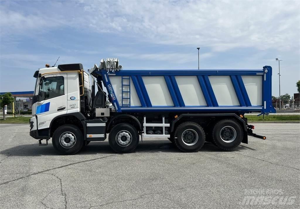 Volvo FMX 500 8X4 شاحنات أخرى