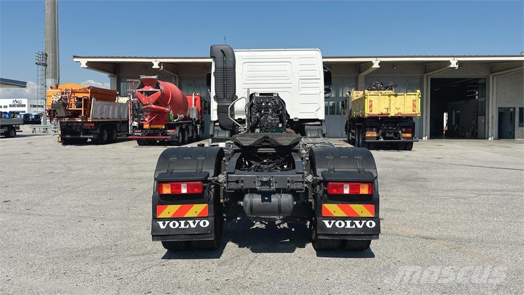 Volvo FMX420 4x4 شاحنات أخرى