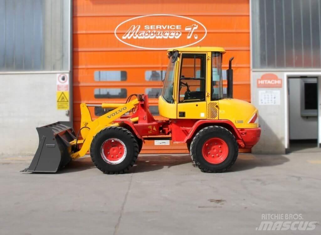 Volvo L30B Z-X لوادر بعجل