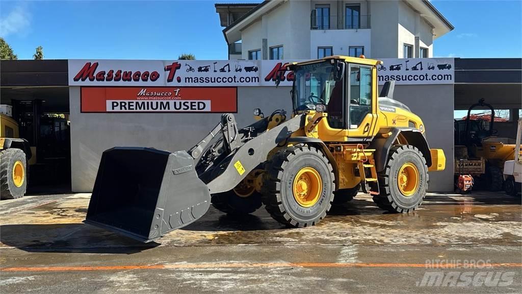 Volvo L60H لوادر بعجل