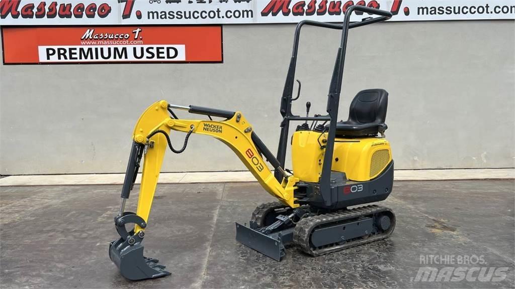Wacker Neuson 803 حفارات صغيرة أقل من 7 طن (حفارات صغيرة)