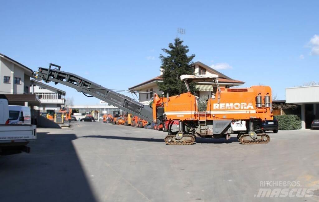 Wirtgen 1500 DC ماكينات الكشط البارد للأسفلت