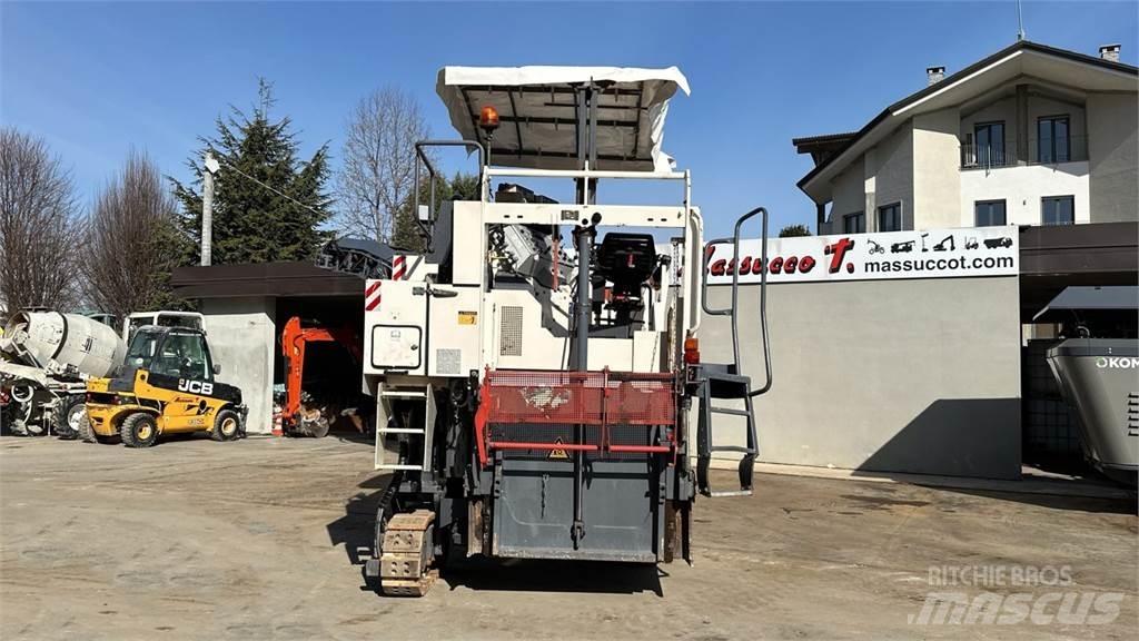 Wirtgen W1300F ماكينات الكشط البارد للأسفلت