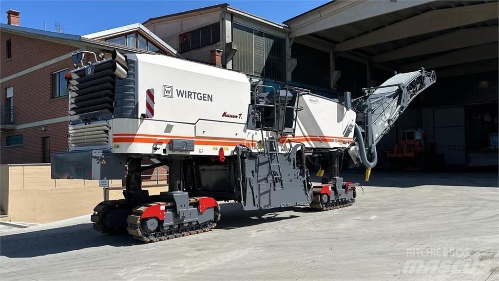 Wirtgen W220 ماكينات الكشط البارد للأسفلت