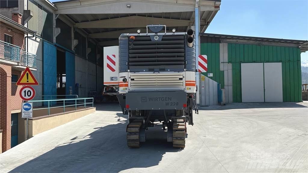 Wirtgen W220 ماكينات الكشط البارد للأسفلت