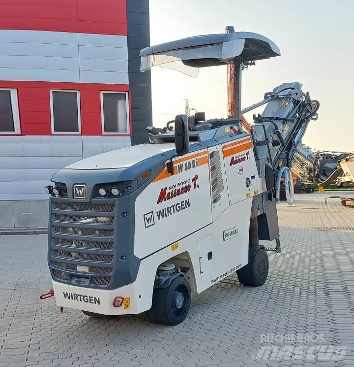 Wirtgen W50Ri ماكينات الكشط البارد للأسفلت