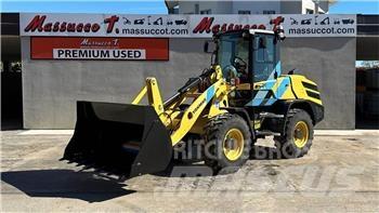 Yanmar V100 لوادر بعجل