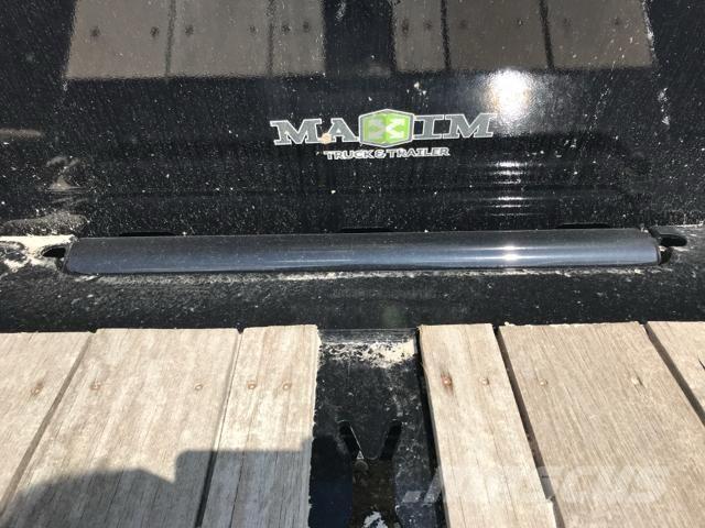 Deloupe Tilt Deck مقطوروات مسطحة/مفصلية الجوانب