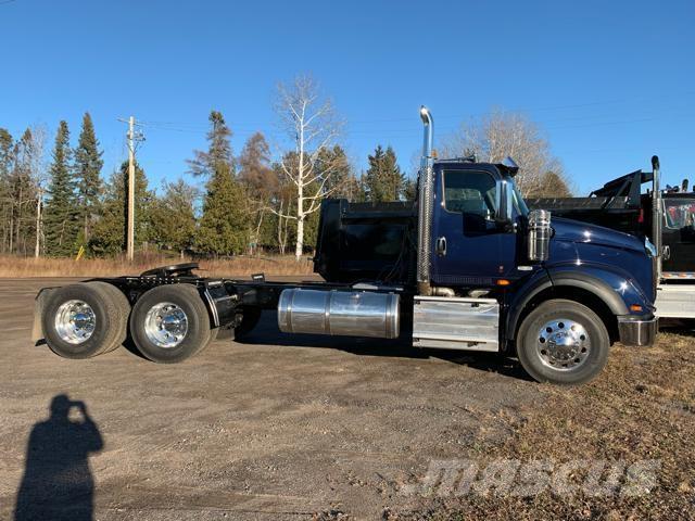 International HX وحدات الجر