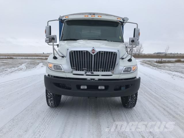 International MV شاحنات المزارع / الحبوب