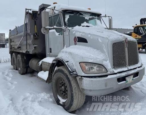 Kenworth T300 شاحنات قلابة