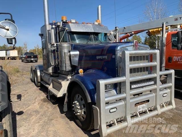 Kenworth W900 وحدات الجر