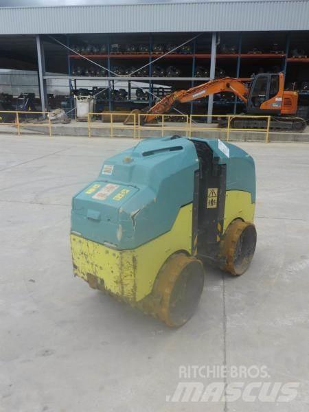 Ammann Rammax ضاغطات التربة