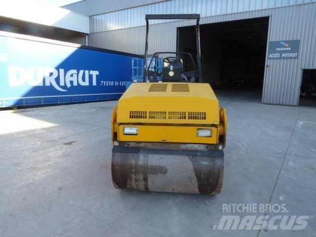 Bomag BW135 AD ضاغطات التربة