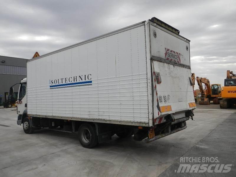 DAF LF 45 شاحنات ذات هيكل صندوقي