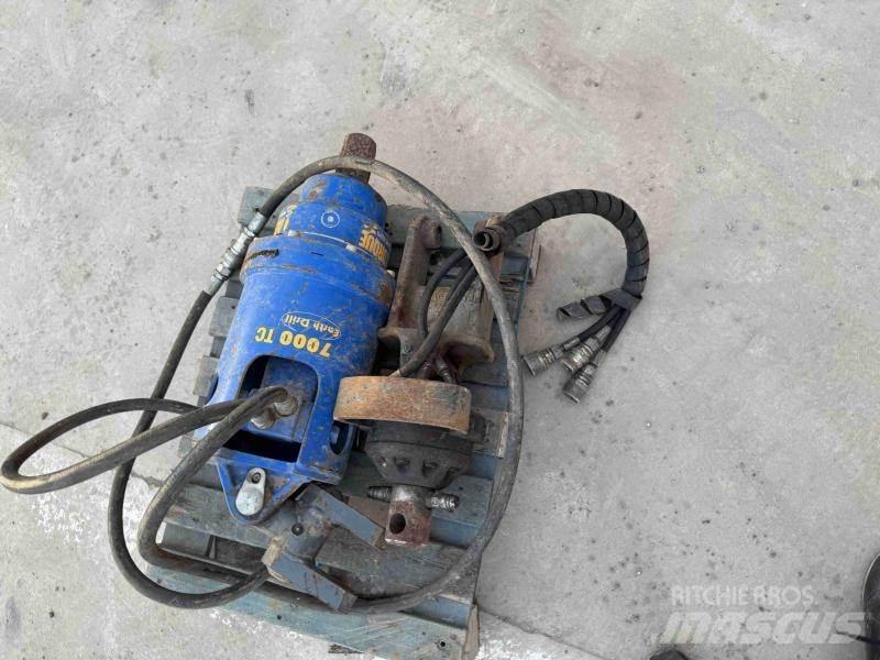 Doosan DX 27 Z حفارات صغيرة أقل من 7 طن (حفارات صغيرة)